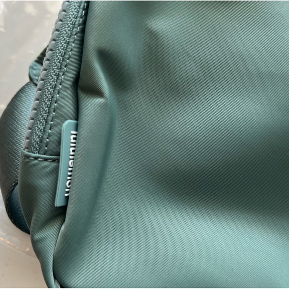 NWT Lululemon Everywhere Belt Bag LARGE Tidewater Teal New - Picture 11 of 11